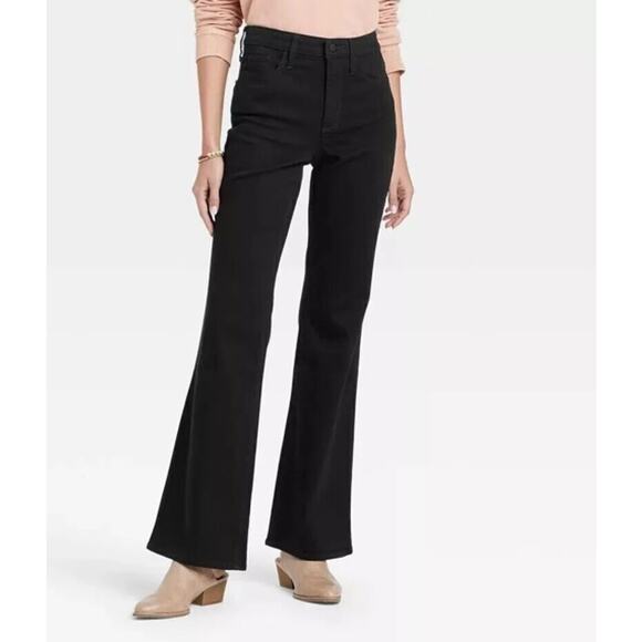 Universal Thread Jeans WMNS 10R Black Wash Denim HighRise Flare Comfort Stretch - Picture 2 of 11